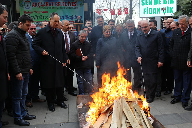 akcaabat-nevruz-bayrami4.jpg