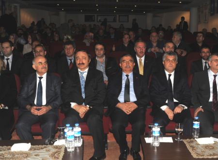 milli-savunma-bakani-yilmaz-trabzon-da-1103786_b.jpg