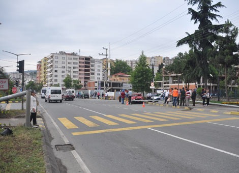 trabzon’un-akcaabat-ilcesinde-meydana-gelen-trafik-kazasinda-4-kisi-yaralandi.3.jpg