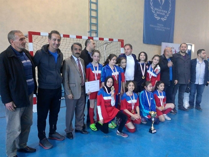 yildizli-toki-futsal2.jpg